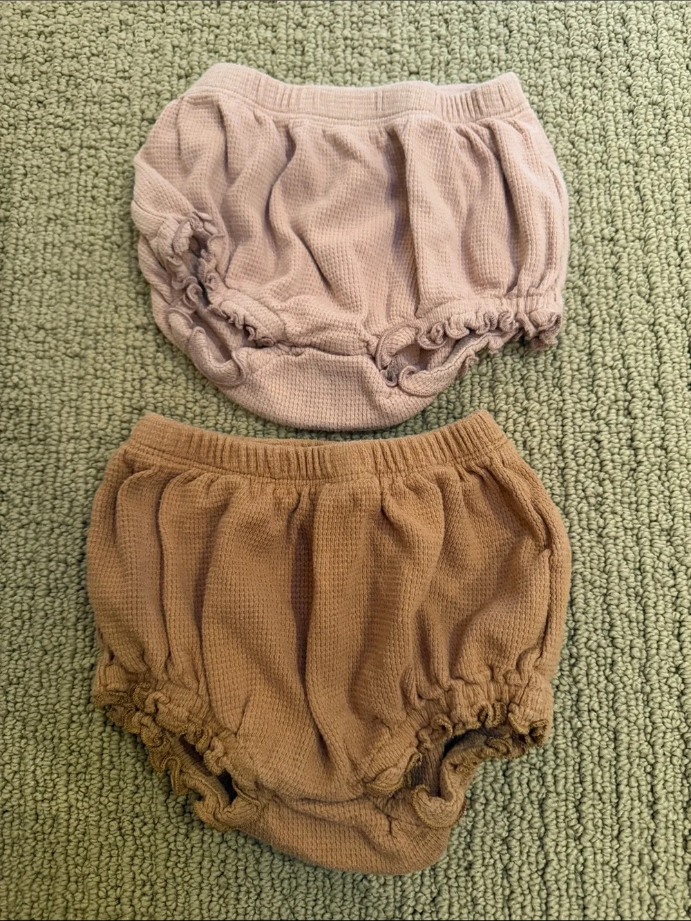 6 pack 12 / 12-18 month shorts bundle - Cat & Jack and Old Navy